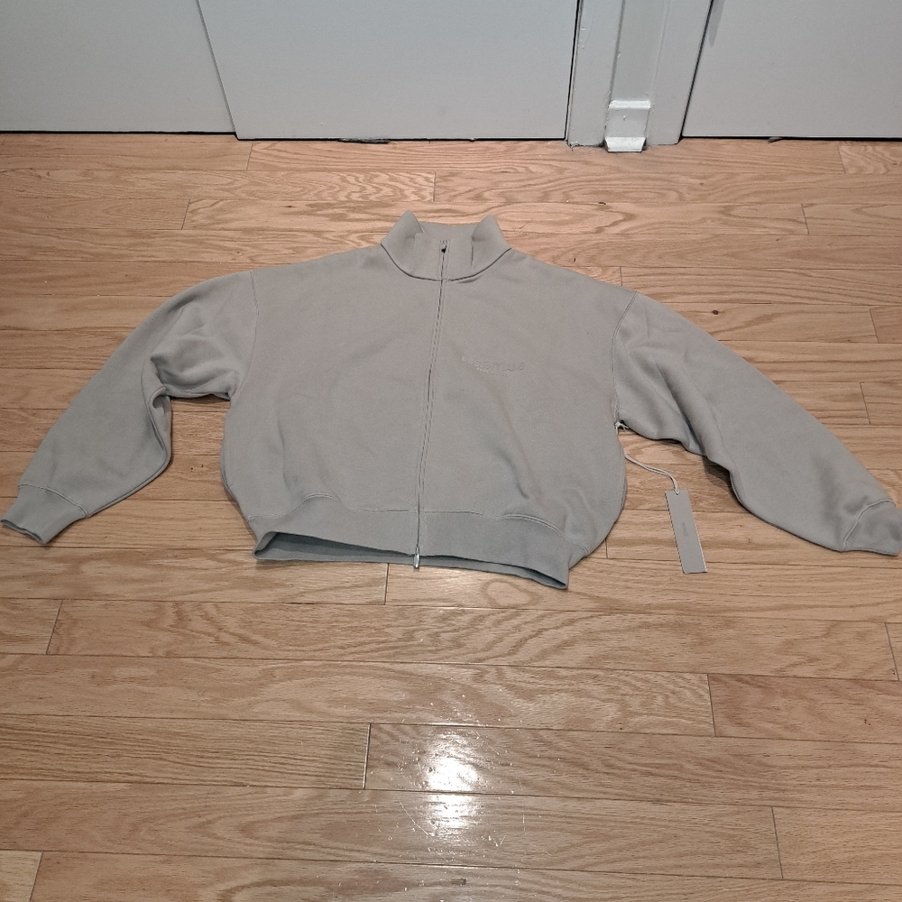 NWT Authentic ESSENTIALS full zip sweat shirt Womens size medium, color "smoke"